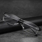 Multifokale briller Cavalier Pro Vision med fotokromatiske glass – detaljbilde 10 av produktet hos Ozoric