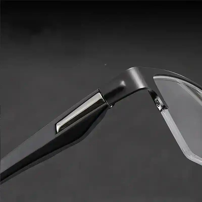 Multifokale briller Cavalier Pro Vision med fotokromatiske glass – detaljbilde 9 av produktet hos Ozoric