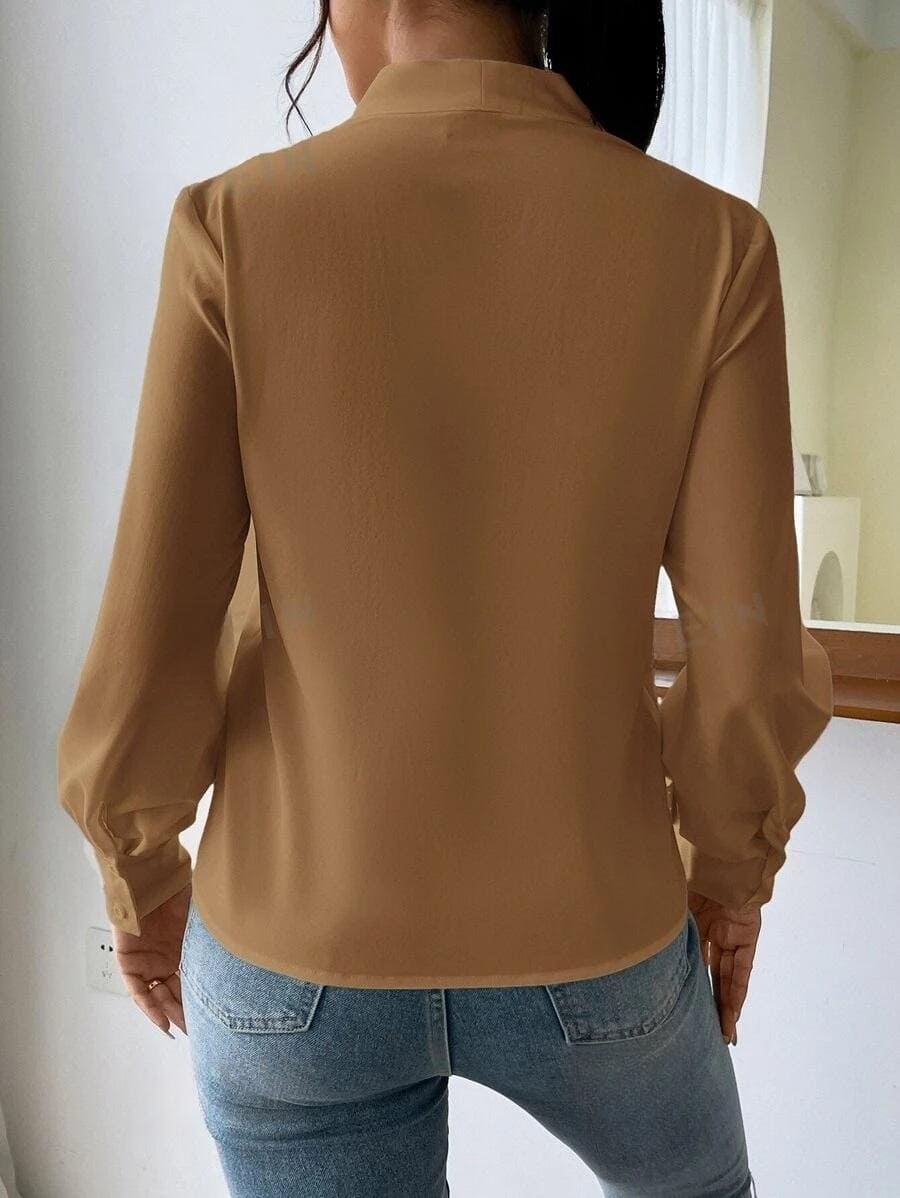 Francis Elegant Women's Shirt – product detail image 4 at Ozoric