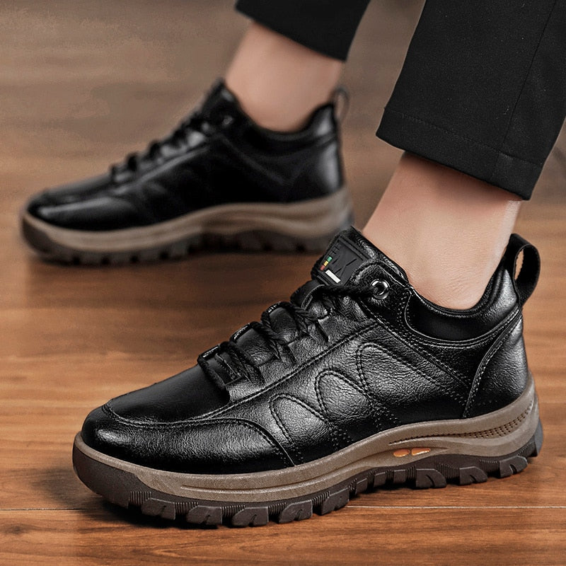 OrthoLeather Men's Trainers – product detail image 2 at Ozoric