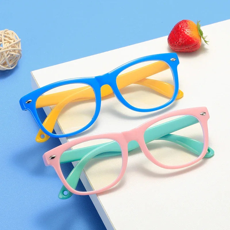 Pixie Glasses – Blue Light Protection for Kids – product detail image 7 at Ozoric