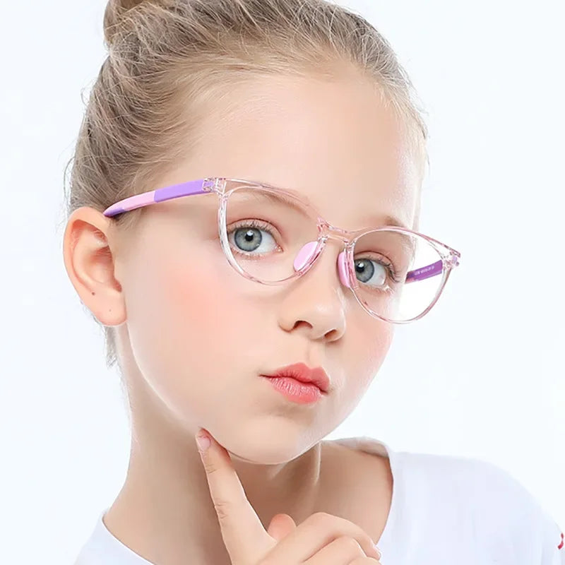 Flutter Glasses – Blue Light Protection for Kids – product detail image 2 at Ozoric