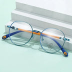 Wio Glasses – Blue Light Protection for Kids – product detail image 8 at Ozoric