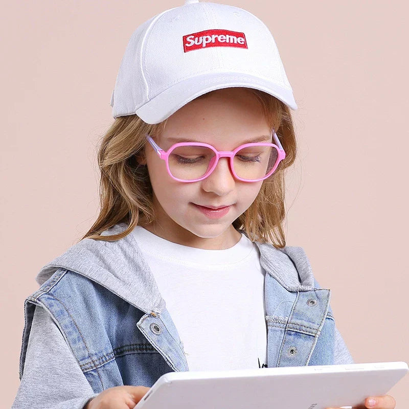 Luna Glasses – Blue Light Protection for Kids – product detail image 2 at Ozoric