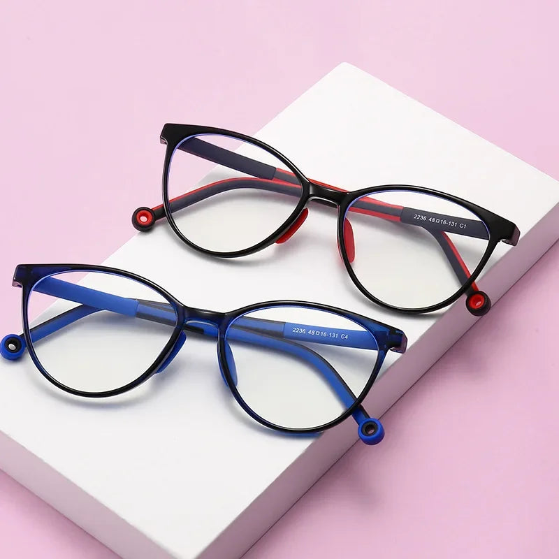 Flutter Glasses – Blue Light Protection for Kids – product detail image 9 at Ozoric